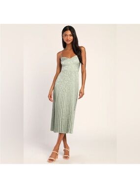 Lulu's Sage Green Pleated Floral Dress Sz XS